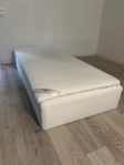 IKEA säng 90 cm 
