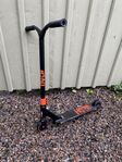 Kickbikes ( sparkcyklar) , 1 Stiga och 1 Firefly
