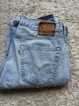 Levis 501 stlk 33” / 36”