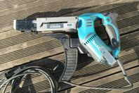 Makita 6842