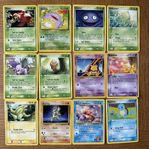 Pokémonkort 12 st (Grass/Psychic/Electric)