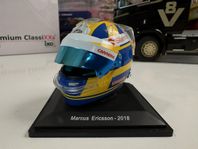 Marcus Ericsson hjälm 2018 i skala 1:5