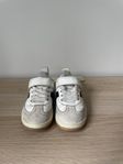 H&M - Stl 24 - Skor/Sneakers - Barn