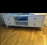 TV-bänk