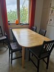 Köksbord och stolar