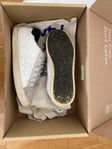 P448 Sneakers