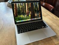 Apple MacBook Pro Retina 13” M2