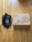 Fast telefon ned integrerat simkort för mobiltelefoni