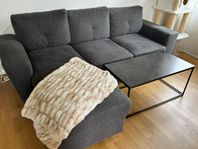 Bäddsoffa med förvaring + soffbord