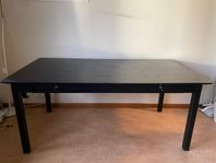 Matbord / skrivbord