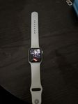 Appel Watch se 2023 2022