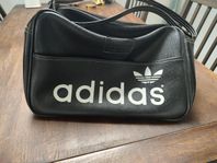 Adidasväska Retro