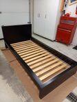 Sängram Malm 90x200