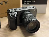 Sony FX30 + Sigma 18-50mm f/2,8