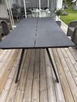 Trädgårdsbord