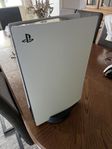 ps5 med en handkontroll 