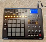 Akai MPD32 MIDI / USB Controller