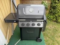 Komplett Gasolgrill Napoleon Freestyle 425 med tillbehörer