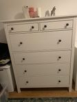 Hemnes vit byrå