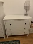 Hemnes byrå vit