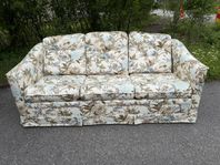 Soffa med gratis fåtölj