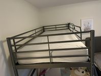 Loftsäng IKEA Svärta