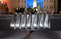 Titleist AP1 järnset 4-P