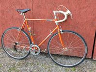 Crescent Pepita Racer