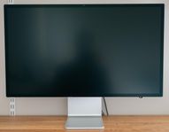 Apple Studio Display 27 Nanotexture Glass Tilt & Height