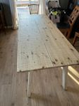 Industriellt bord från IKEA