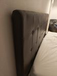 Sänggavel 180cm (nypris 1900kr)