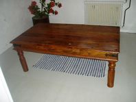Soffbord i massivt trä