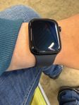 Apple Watch SE 44 mm midnatt 