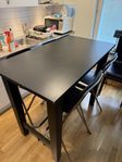 Barbord + barstolar