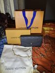 Louis Vuitton Felicie Pochette Svart 