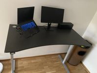 höj och sänkbart skrivbord från AJ (bra skick!)