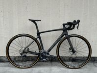 Specialized Roubaix Comp SL7 / Ultegra RX / strl 54 /NYSKICK