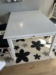 Matbord Koster + 4st stolar
