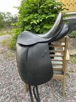Wellington Greenline dressyrsadel  17” N