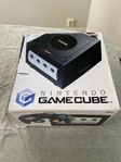 Nintendo GAMECUBE + spel och kontroller!