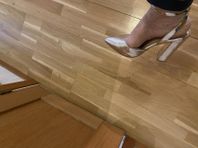 Snygga River Island Wide Fit klassiska pumps