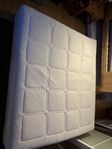 2st 90x200 Ikea Hyllestad med bäddmadrass