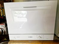 Fin bädiskmaskin från Bosch 55 cm bred