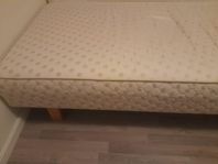 2 Beds for Fast sale
