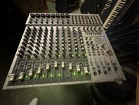 Phonic MR1843X Analog Mixer + OPERA högtalare.  