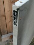 Plåthyllor till garaget eller förrådet. 