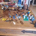 lego pirates, med tillbehör båtar o gubbar