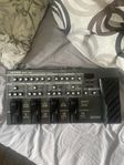BOSS ME 80 multieffekt, pedal, 