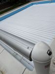 Eldrivet poolskydd, lamelltäcke. 3,5 x 6 m.