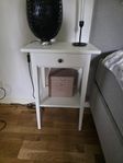Hemnes sängbord Ikea